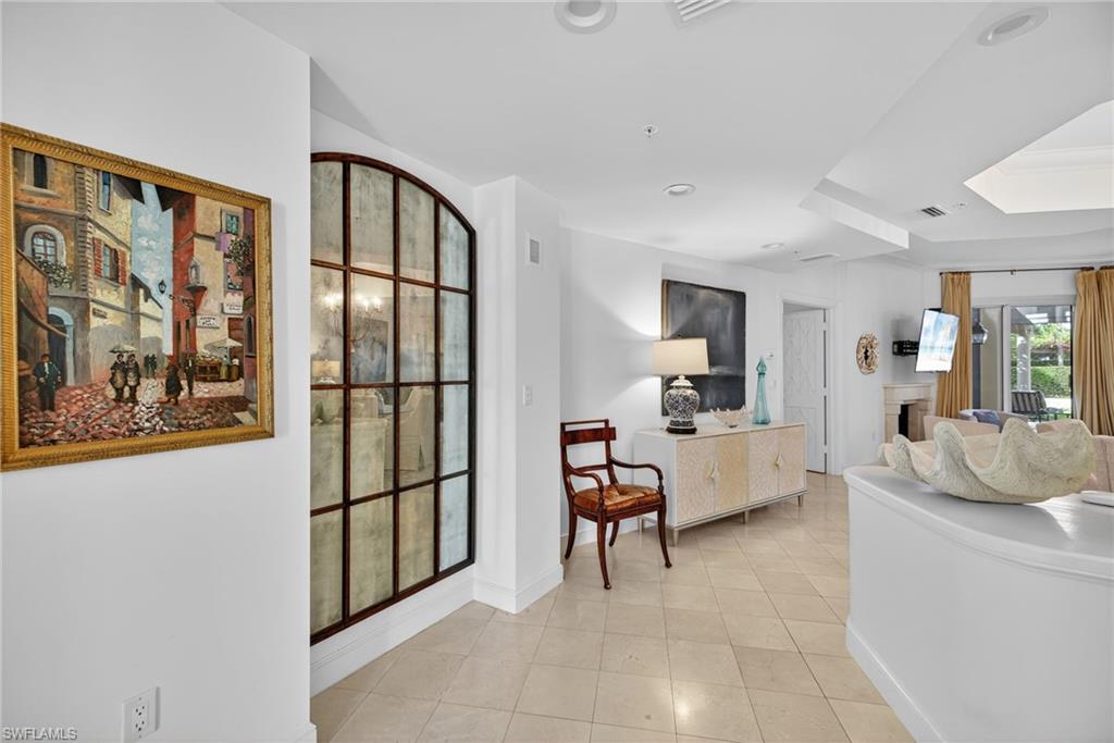 4021 Gulf Shore BLVD N # V19