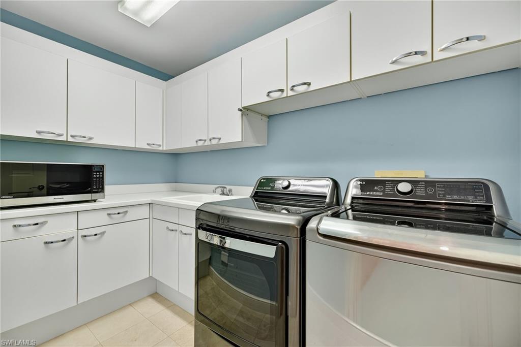 4021 Gulf Shore BLVD N # V19