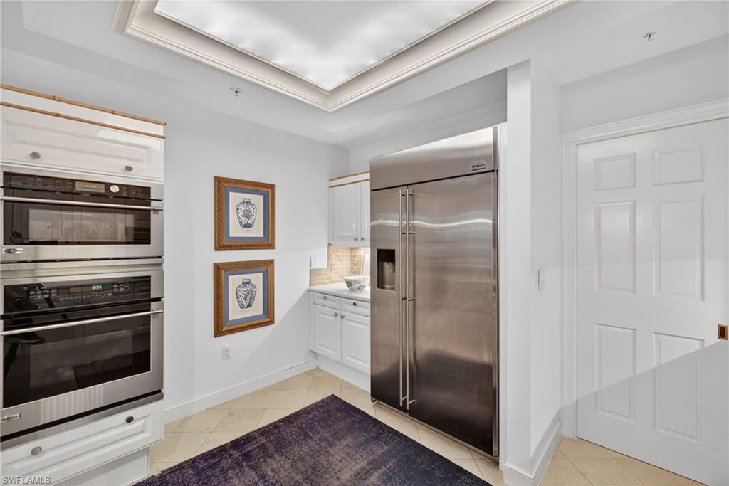 4021 Gulf Shore BLVD N # V19