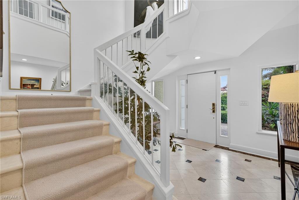 4021 Gulf Shore BLVD N # V19