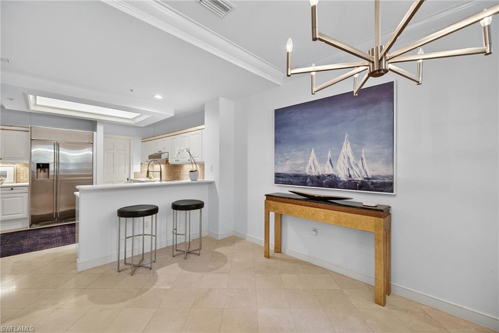 4021 Gulf Shore BLVD N # V19