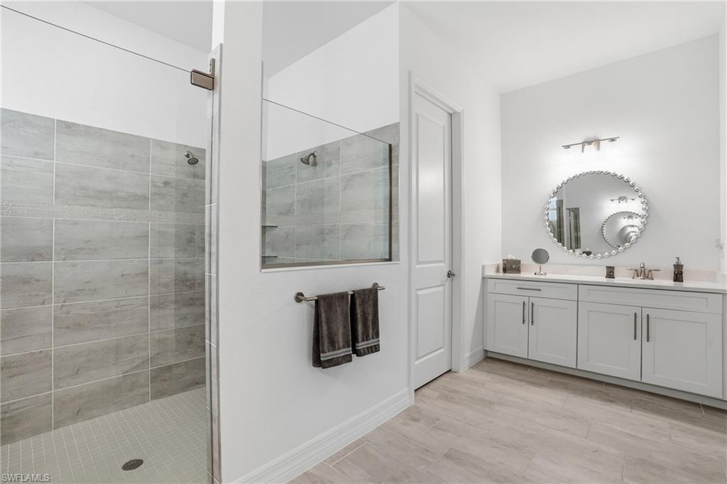 13686 Blue Bay CIR