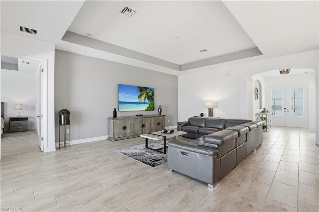 13686 Blue Bay CIR
