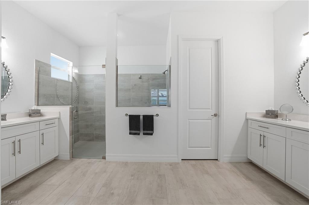 13686 Blue Bay CIR