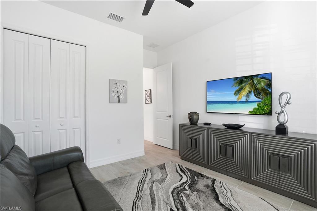 13686 Blue Bay CIR