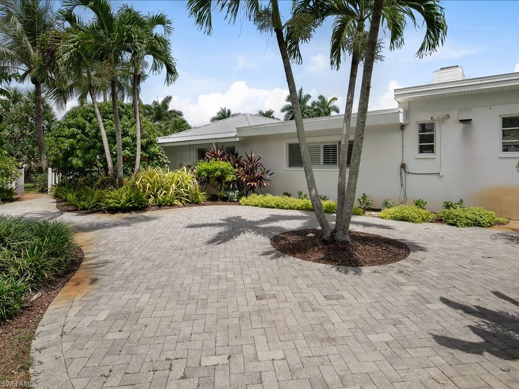 436 Golfview DR