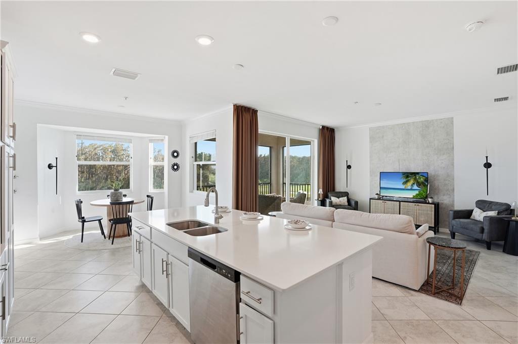 6046 National BLVD # 446