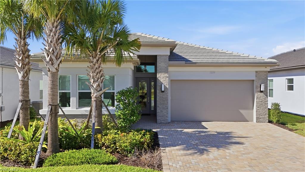 12391 Purple Ficus WAY