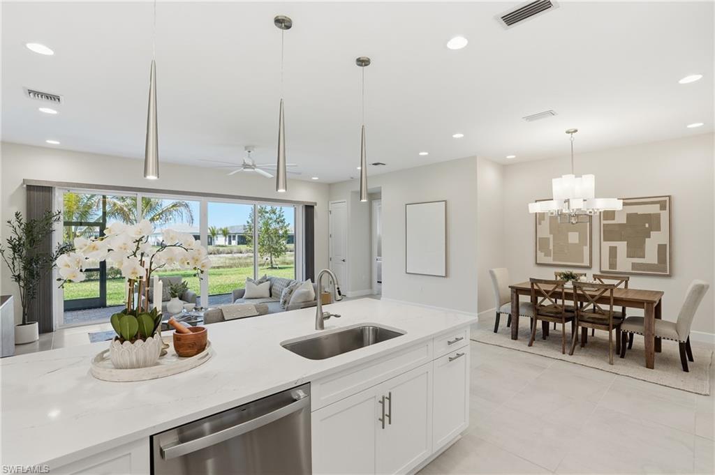 12391 Purple Ficus WAY