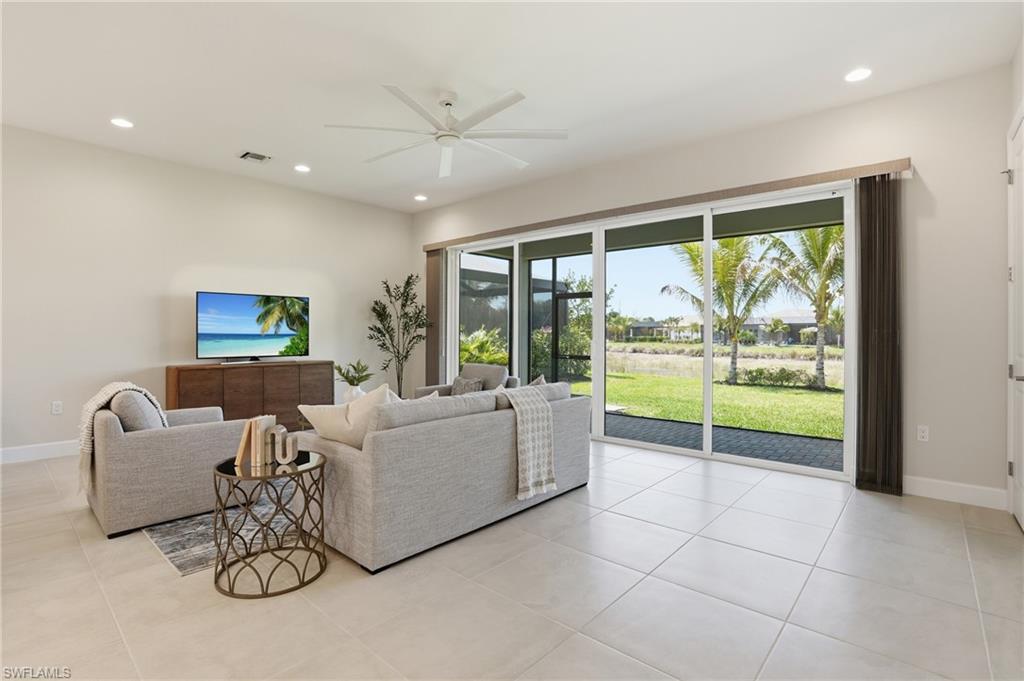 12391 Purple Ficus WAY