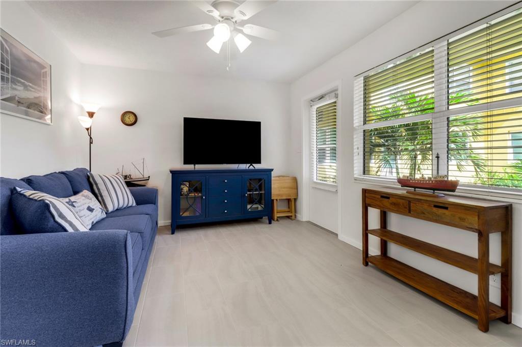 207 8th AVE S # 207A