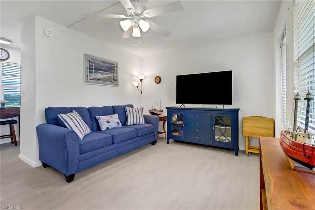 207 8th AVE S # 207A