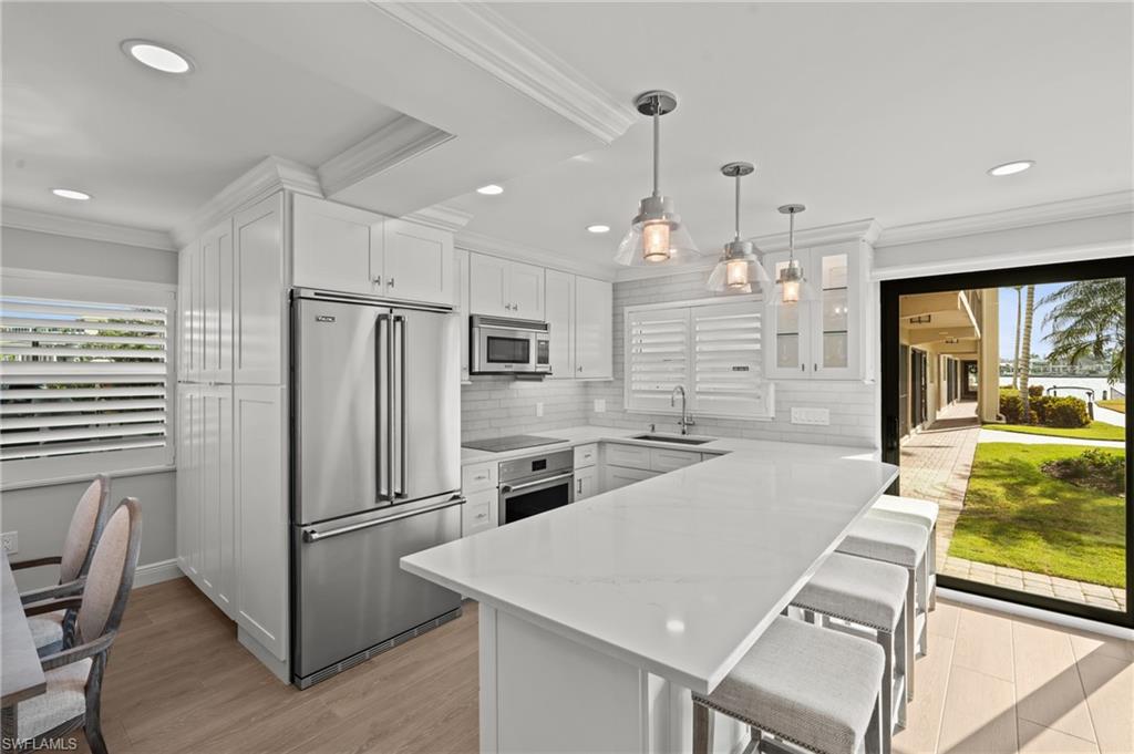 3200 Gulf Shore BLVD N # 106