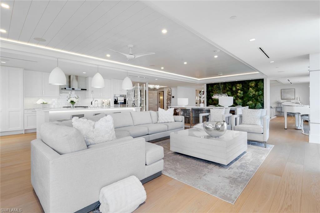 6897 Grenadier BLVD # 601