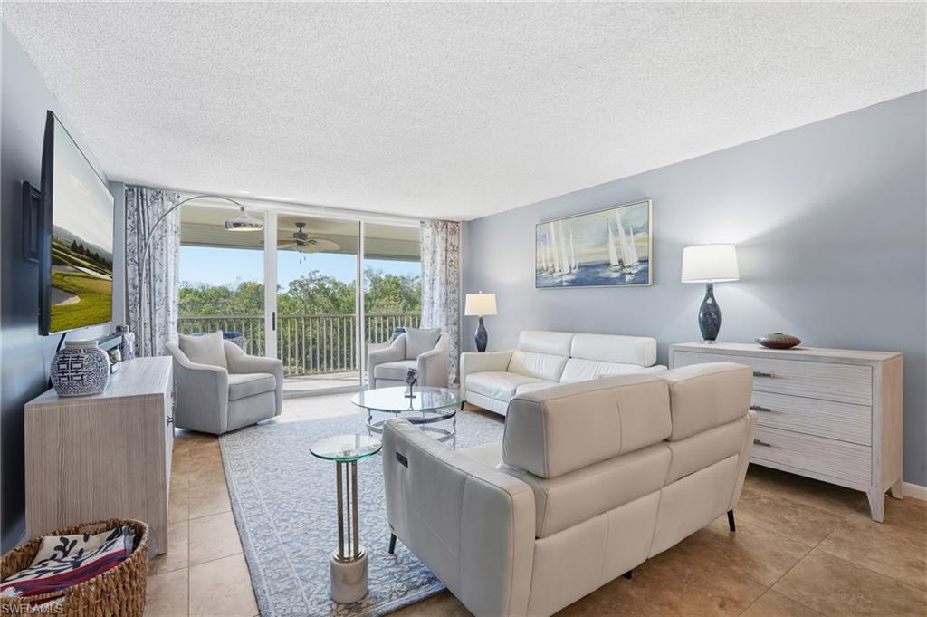 5 Bluebill AVE # 301