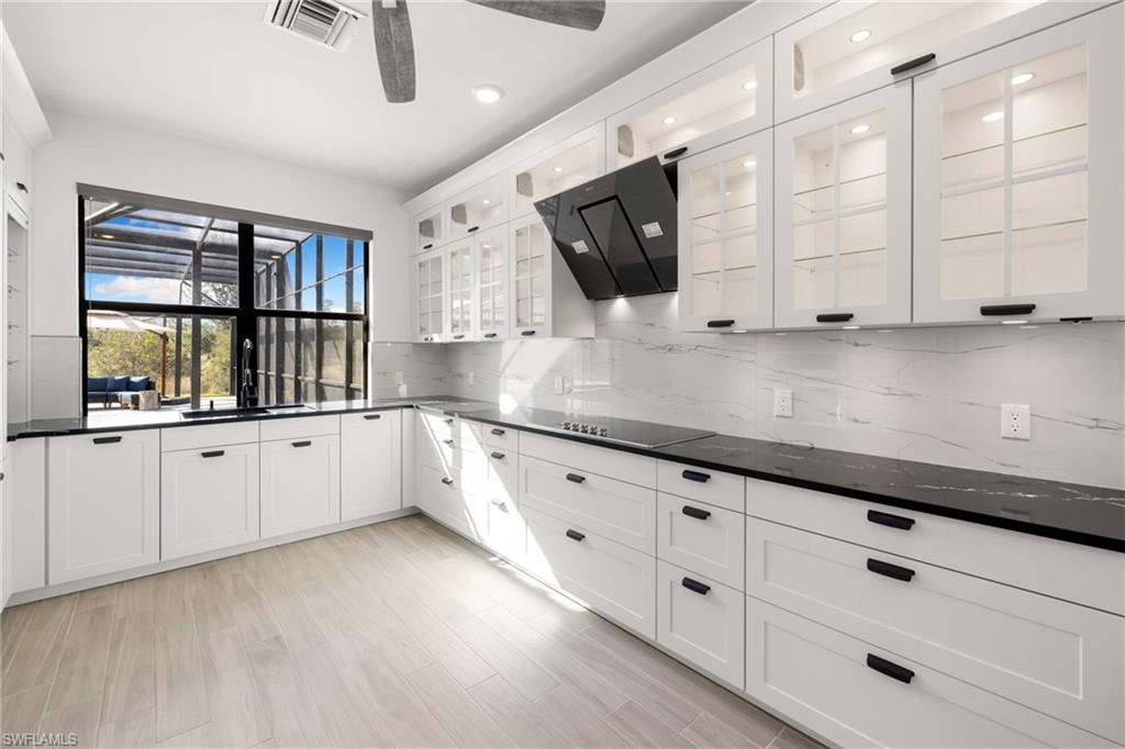 19824 Beverly Park RD