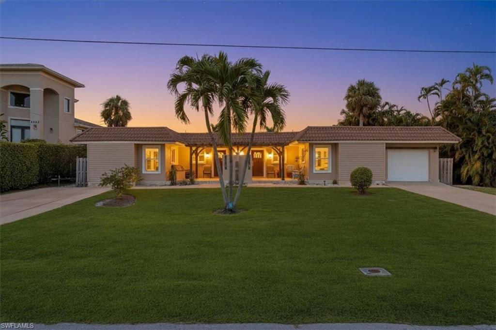 4838/4836 Esplanade ST