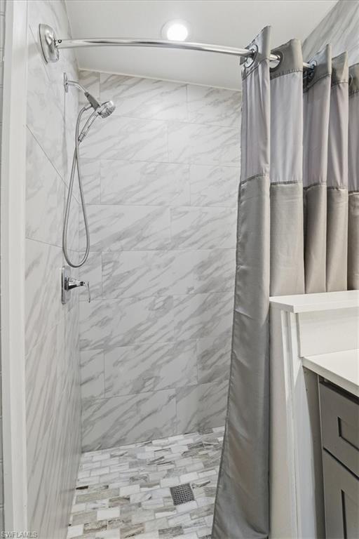 4838/4836 Esplanade ST