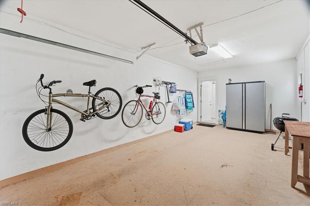 4838/4836 Esplanade ST