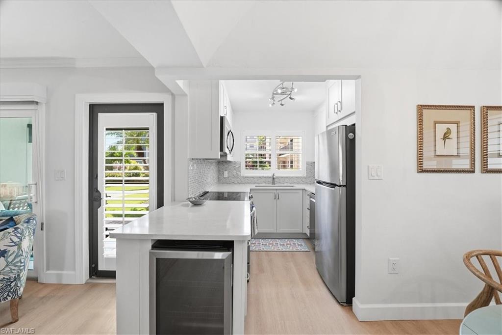 3200 Gulf Shore BLVD N # 105