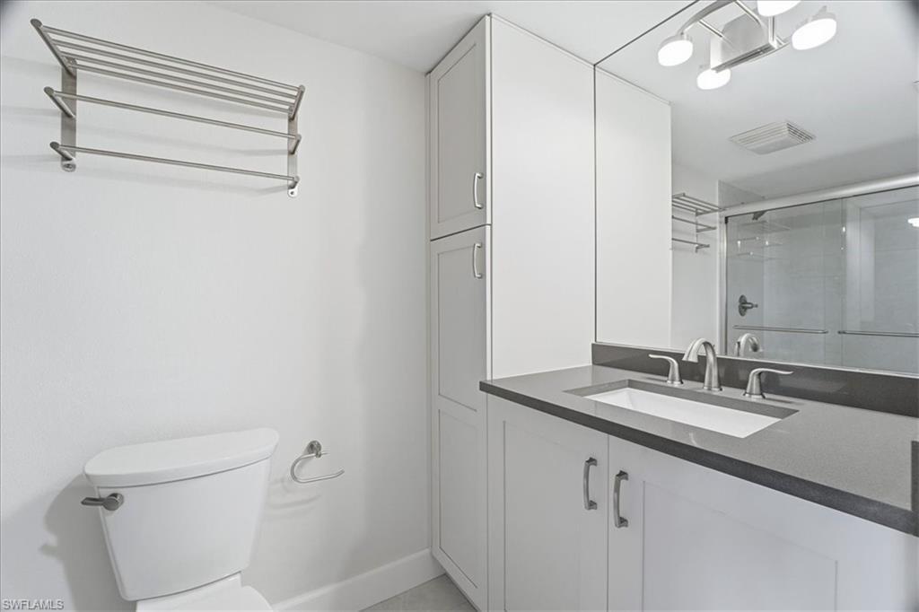 3200 Gulf Shore BLVD N # 105