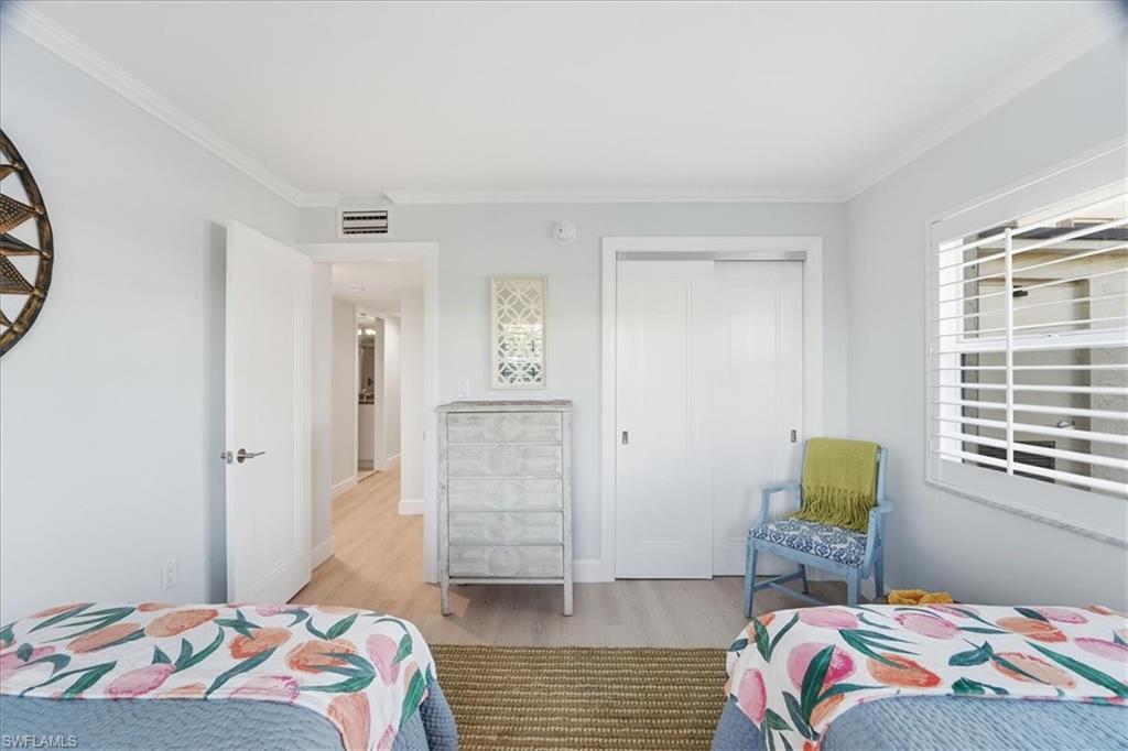 3200 Gulf Shore BLVD N # 105