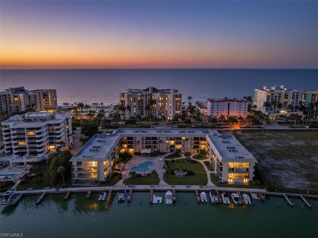 3200 Gulf Shore BLVD N # 105