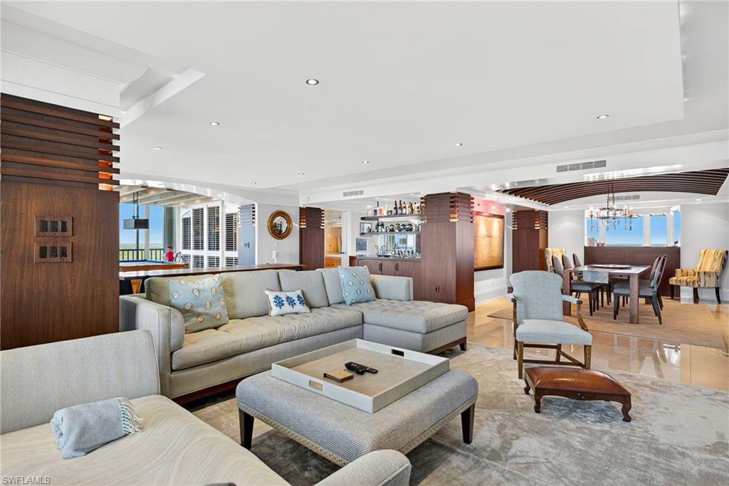 5601 Turtle Bay DR # 2104