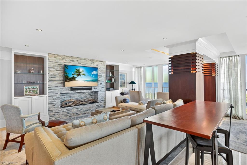 5601 Turtle Bay DR # 2104