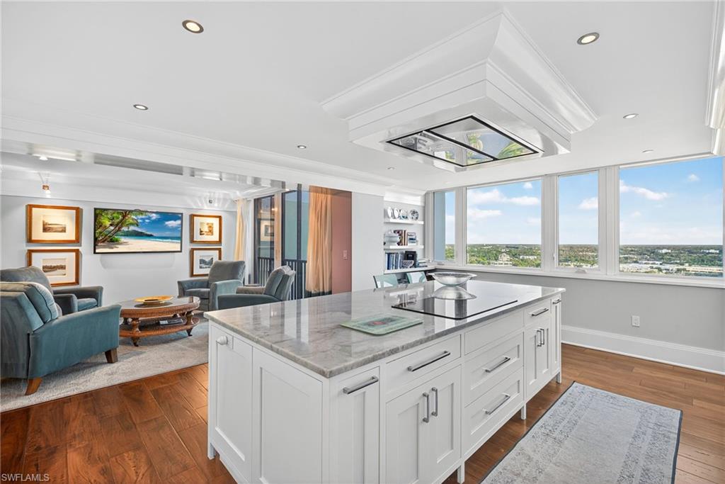 5601 Turtle Bay DR # 2104