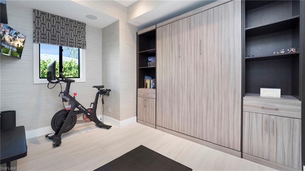 1650 Mullet CT