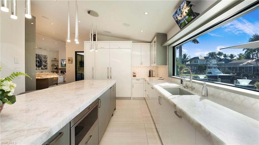 1650 Mullet CT