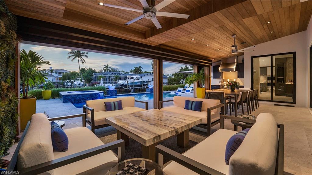 1650 Mullet CT