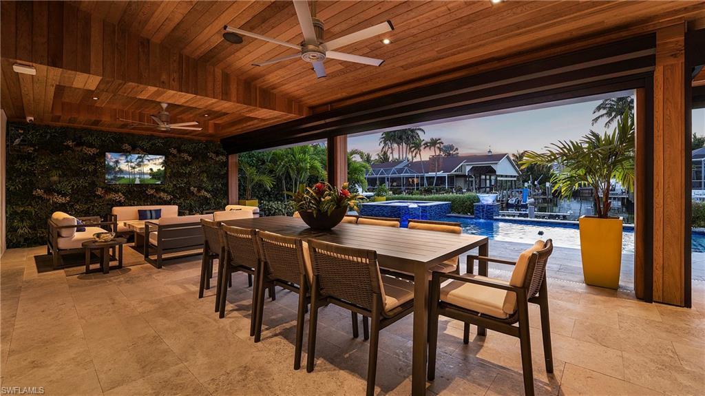 1650 Mullet CT