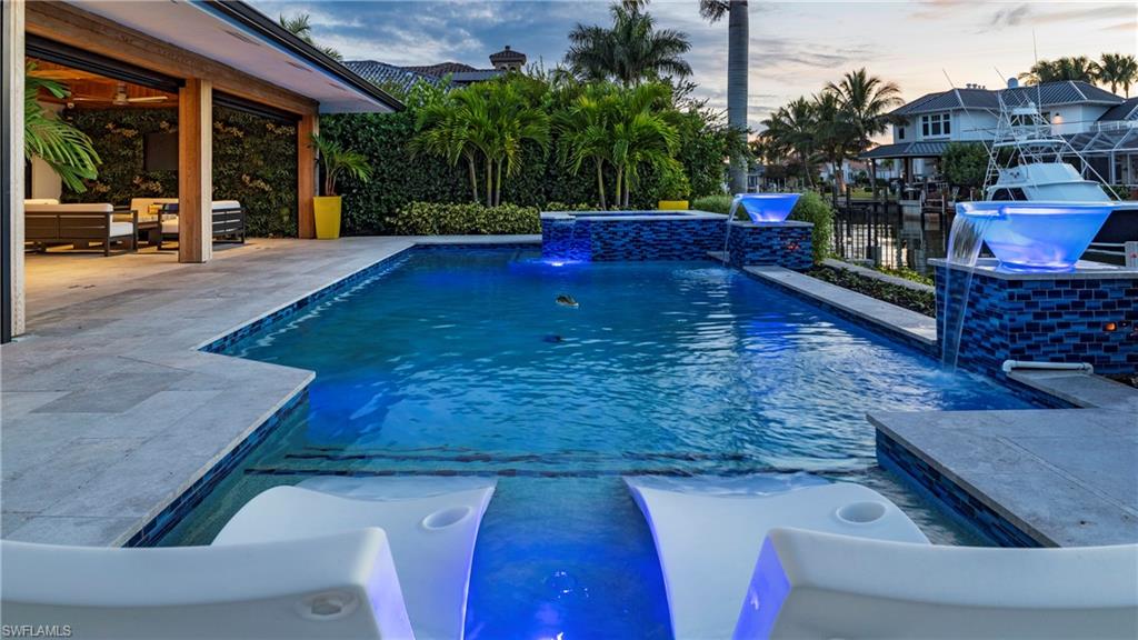 1650 Mullet CT