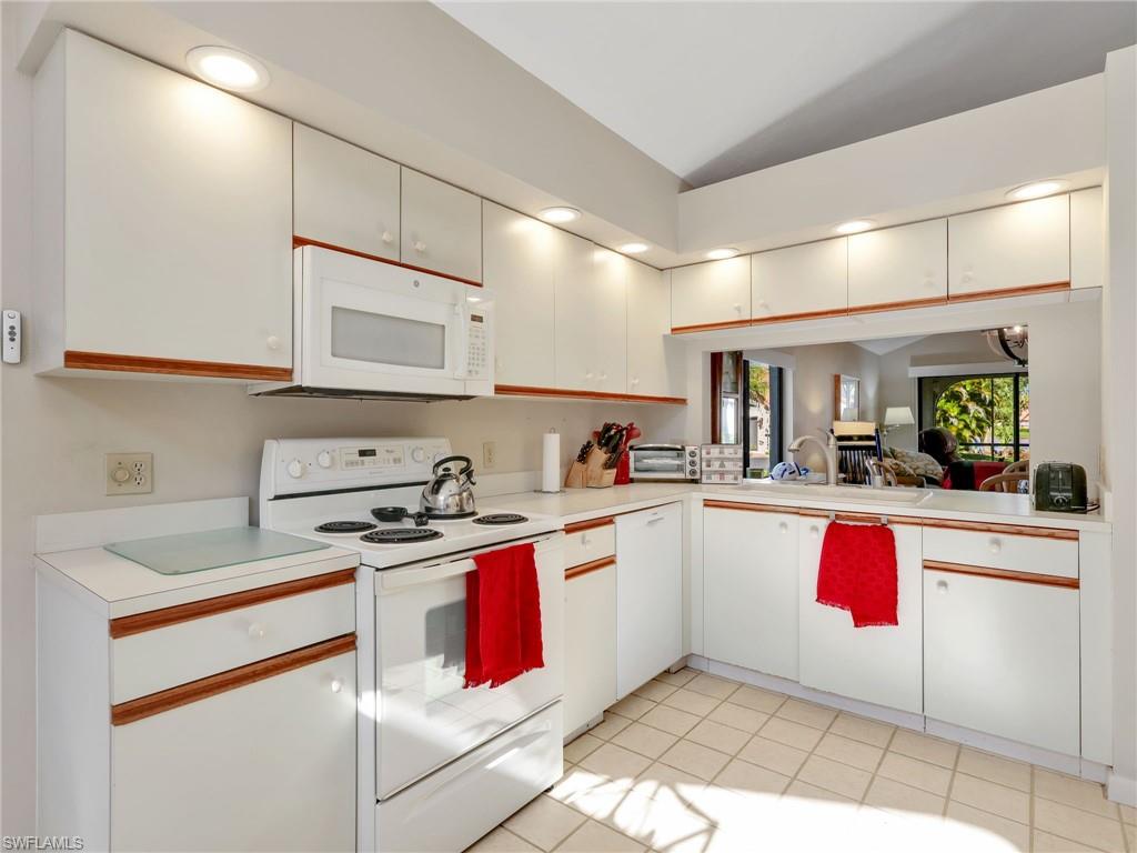 355 Bay Forest DR # 3A