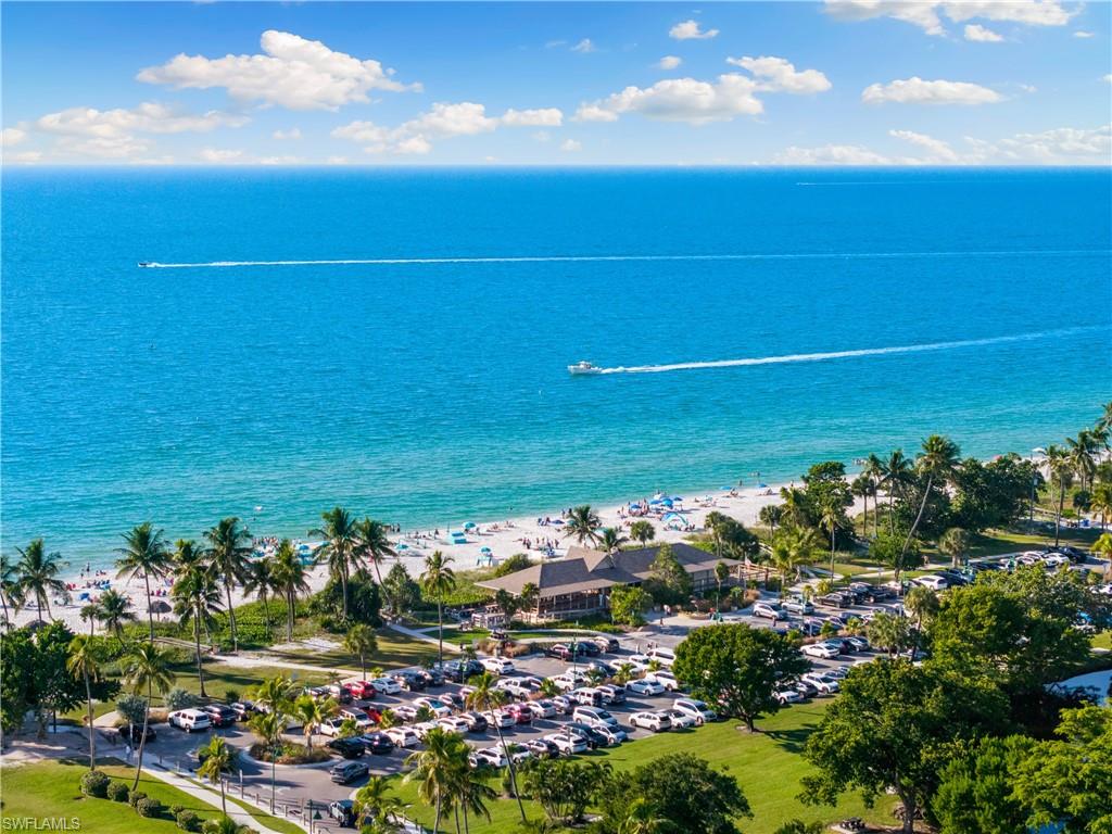 1400 Gulf Shore BLVD N # 201