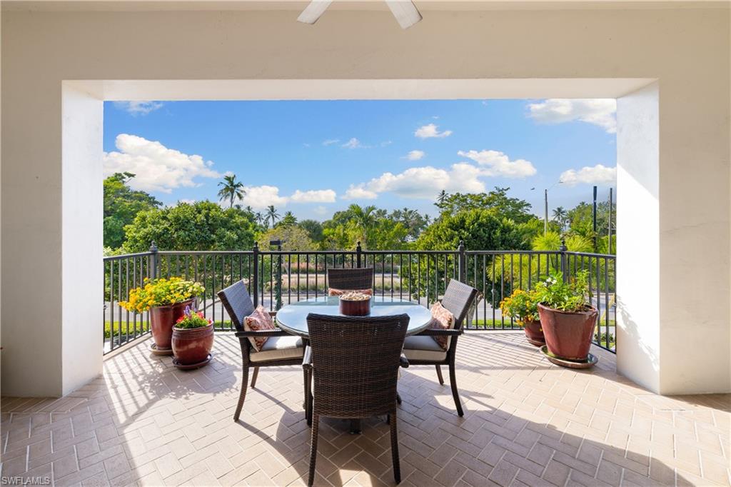 1400 Gulf Shore BLVD N # 201