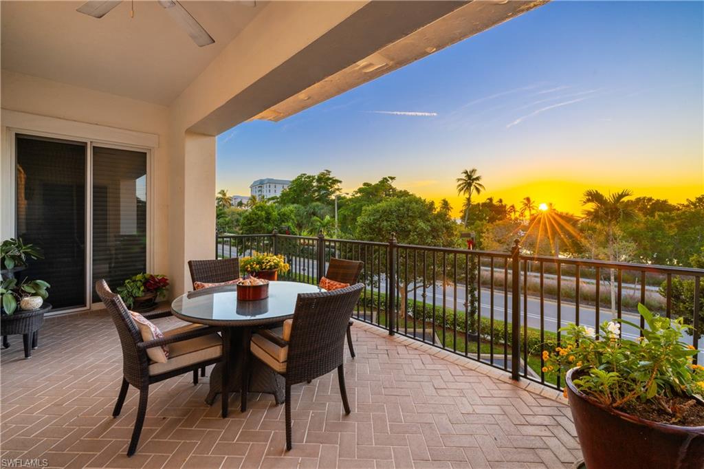 1400 Gulf Shore BLVD N # 201