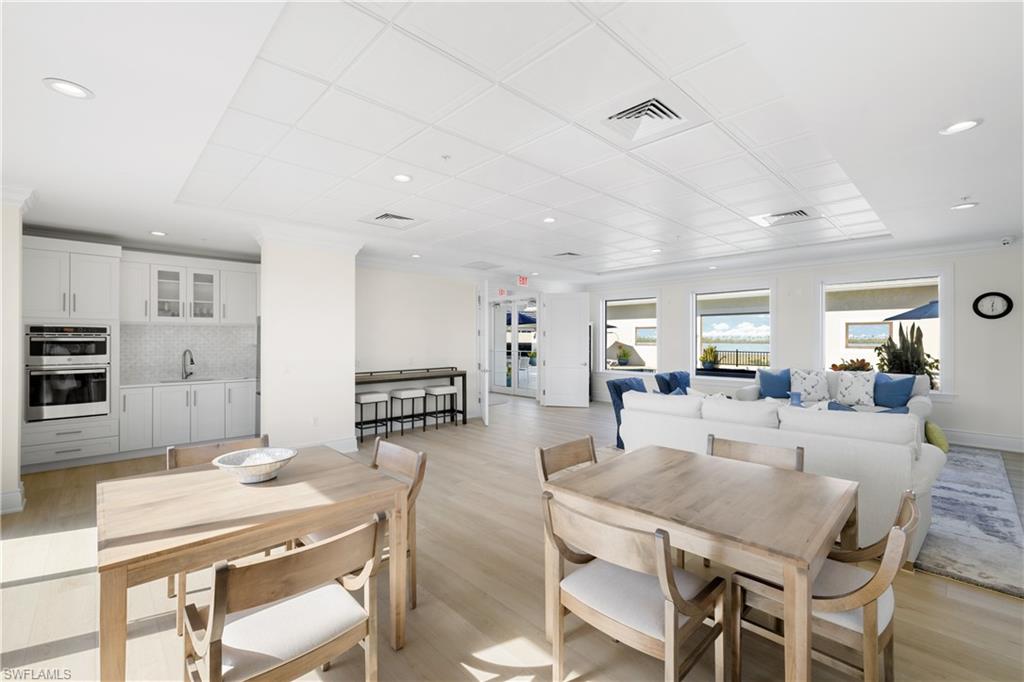 1400 Gulf Shore BLVD N # 201