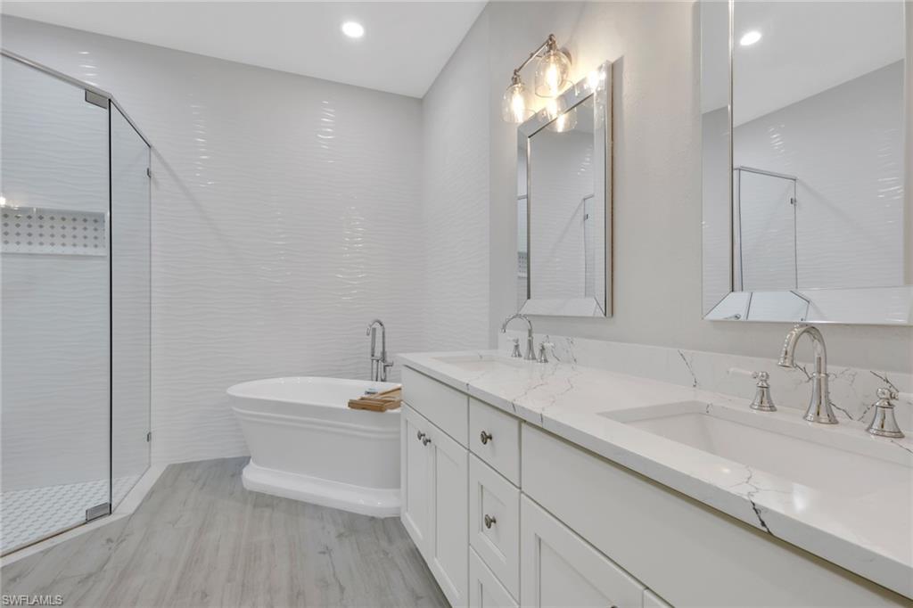 870 Vistana CIR # 52