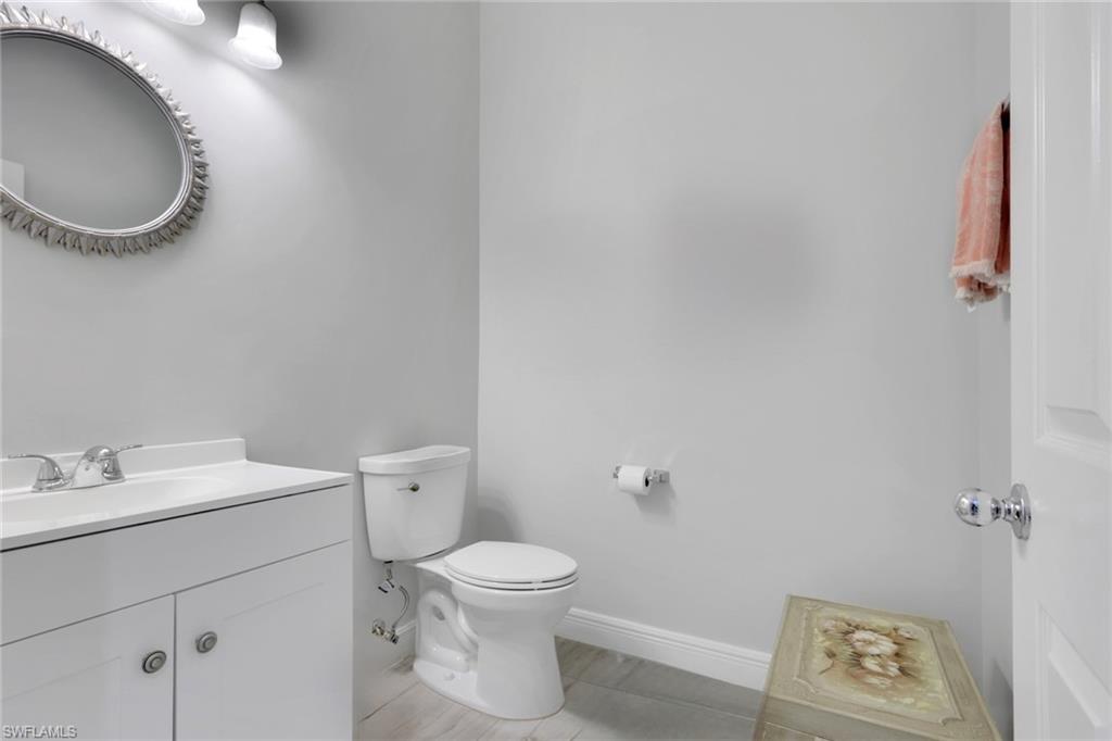 870 Vistana CIR # 52