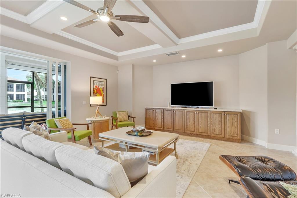 517 Avellino Isles CIR 101