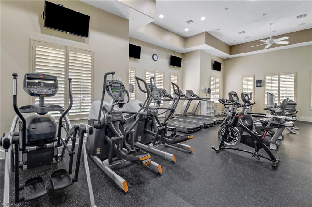 517 Avellino Isles CIR 101