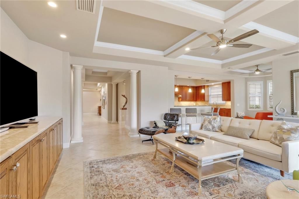 517 Avellino Isles CIR 101