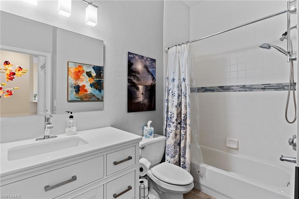 2421 Ravenna BLVD # 202