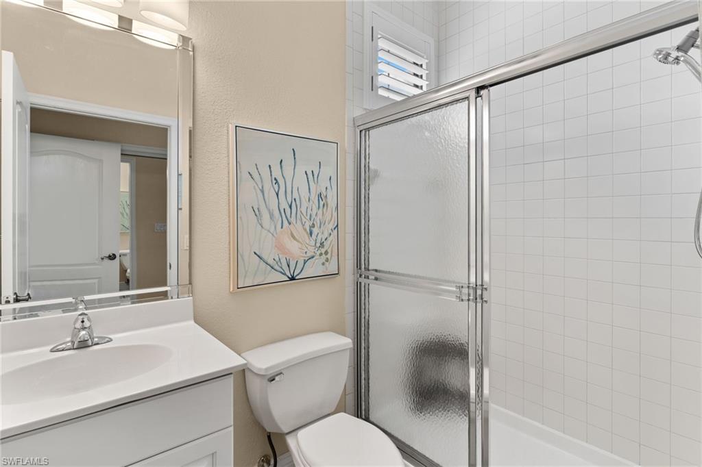 2421 Ravenna BLVD # 202