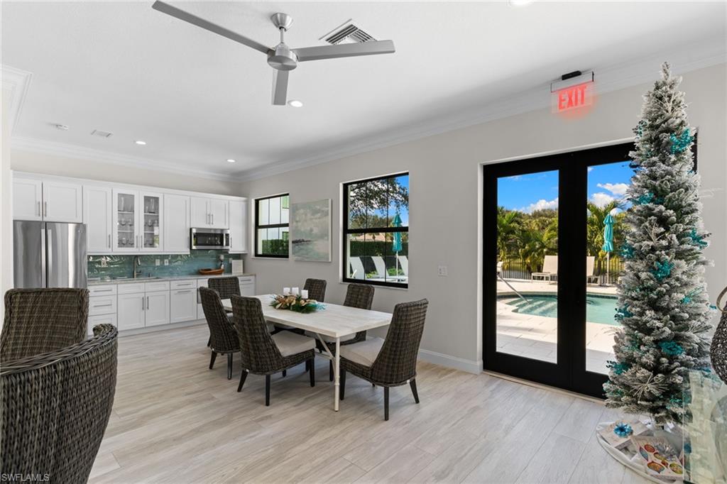 2421 Ravenna BLVD # 202