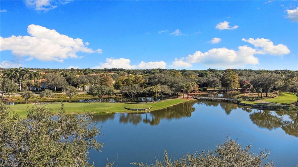 2421 Ravenna BLVD # 202