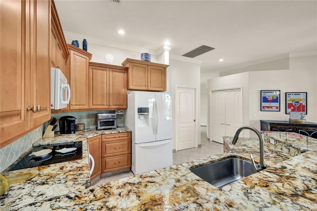 9411 Cedar Creek DR